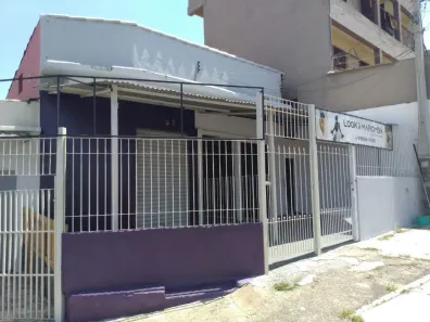 Imóvel Comercial com 3 Quartos à venda, 179m² no Vila Inema, Hortolândia