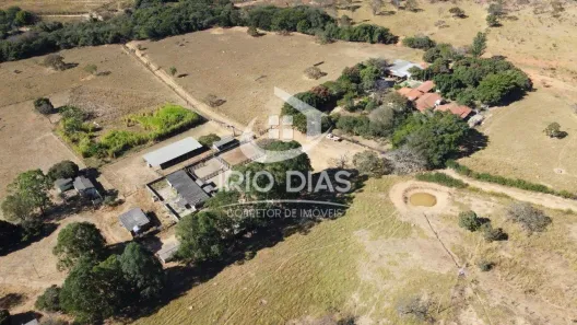 Fazenda/Sítio com 4 Quartos à venda, 3000m² no , Baldim