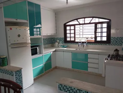 Sobrado com 3 Quartos à venda, 192m² no Parque Marajoara, Santo André