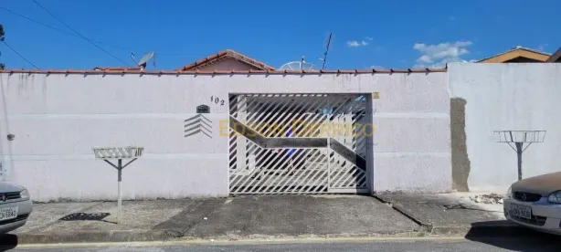 Casa com 3 Quartos à venda, 80m² no Conjunto Habitacional Terra dos Ipês I (Norte), Pindamonhangaba