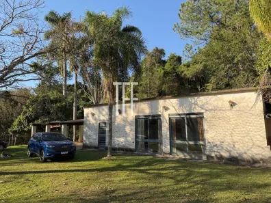 Fazenda/Sítio com 3 Quartos à venda, 300m² no Jardim Primavera, Amparo
