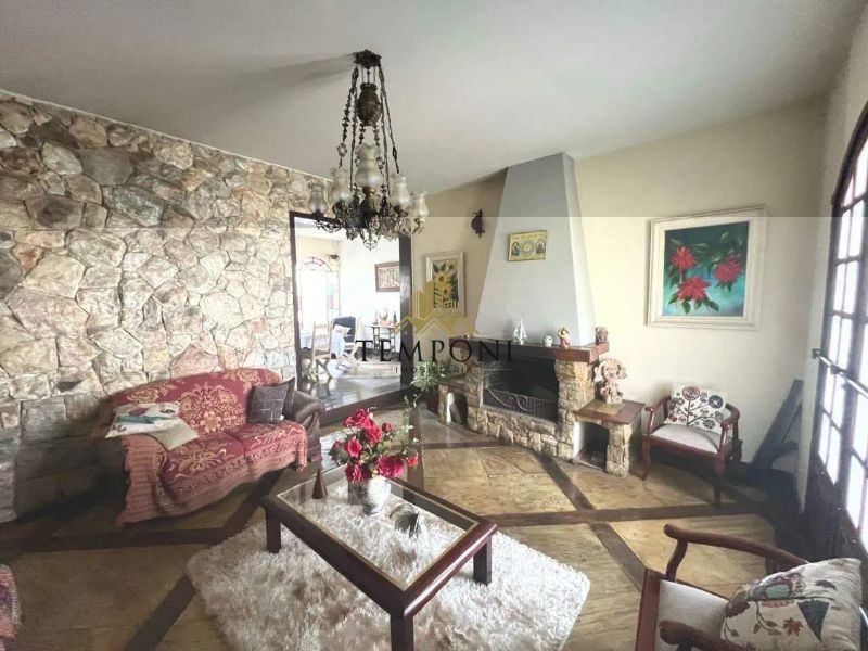 Casa com 6 quartos — Dona Clara, Belo Horizonte