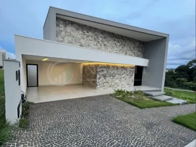Casa de Condomínio com 3 Quartos à venda, 205m² no Boa Vista, Anápolis