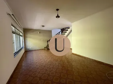 Sobrado com 3 Quartos à venda, 150m² no Jardim Piqueroby, São Paulo