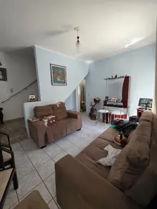 Casa com 3 Quartos para alugar, 138m² no Vila Yolanda, Osasco