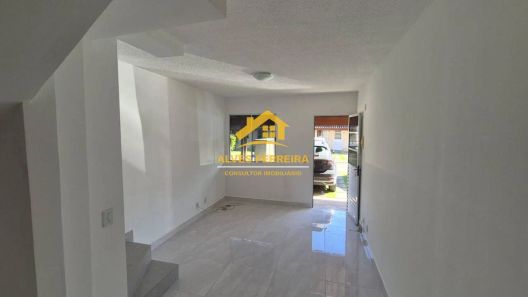 Casa de Condomínio com 2 Quartos à venda, 60m² no Guaratiba, Rio de Janeiro