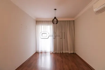 Apartamento com 3 Quartos para alugar, 80m² no Moema, São Paulo