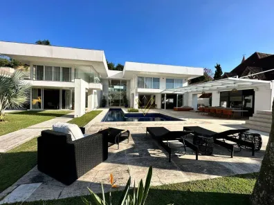 Casa de Condomínio com 5 Quartos para venda ou aluguel, 950m² no Residencial Tamboré, Barueri