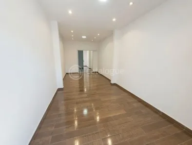 Ponto Comercial para alugar, 30m² no Tirol, Natal