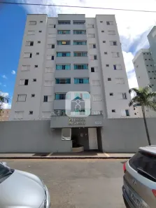 Apartamento com 2 Quartos para alugar, 81m² no Santa Mônica, Uberlândia
