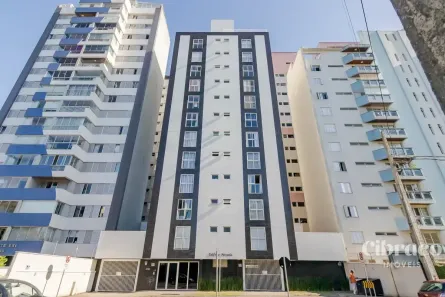 Apartamento com 2 Quartos para alugar, 77m² no Bigorrilho, Curitiba