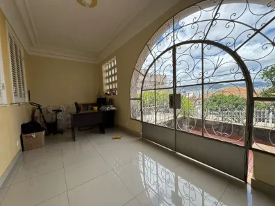 Casa com 7 Quartos à venda, 455m² no Colégio Batista, Belo Horizonte