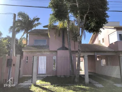 Sobrado com 3 Quartos para alugar, 130m² no Laranjal, Pelotas