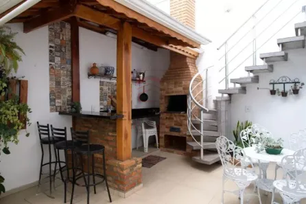 Sobrado com 3 Quartos à venda, 130m² no Vila Bertioga, São Paulo