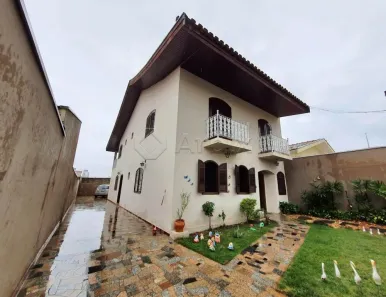 Casa com 3 Quartos à venda, 250m² no Vila Cordenonsi, Americana
