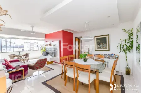 Apartamento com 3 Quartos à venda, 102m² no Rio Branco, Porto Alegre
