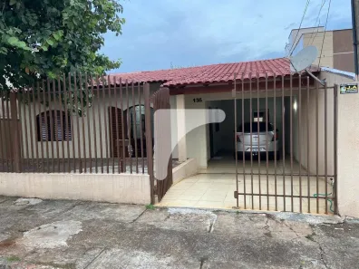 Casa com 2 Quartos à venda, 300m² no Coliseu, Londrina