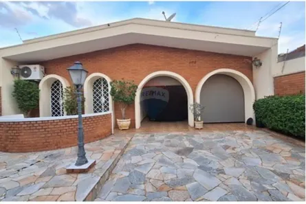 Casa com 3 Quartos à venda, 243m² no Jardim Aviação, Presidente Prudente
