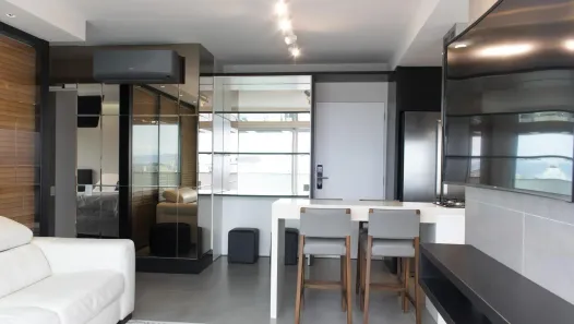 Apartamento com 2 Quartos para alugar, 76m² no Centro, Florianópolis