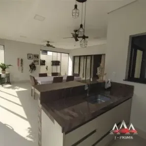 Casa de Condomínio com 4 Quartos à venda, 420m² no Condomínio Florais Itália, Cuiabá