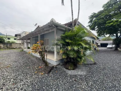 Casa com 2 Quartos para alugar, 120m² no Guarani, Brusque