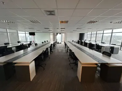 Sala Comercial para alugar, 550m² no Cidade Monções, São Paulo