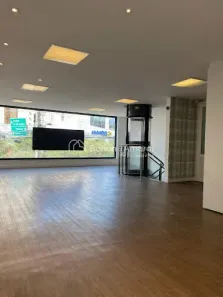 Imóvel Comercial à venda, 208m² no Cambuí, Campinas