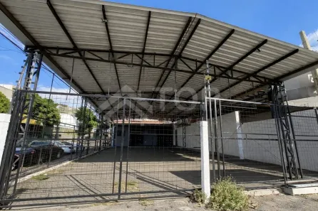 Ponto Comercial para alugar, 300m² no Vila Pelicano, São Carlos