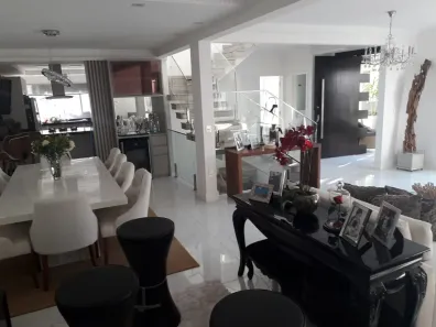 Sobrado com 3 Quartos à venda, 250m² no Horto Florestal, São Paulo
