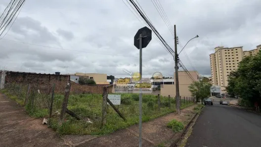 Lote/Terreno à venda, 288m² no Cidade Jardim, Uberaba