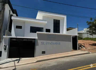 Casa com 3 Quartos à venda, 158m² no Lagoa, Macaé
