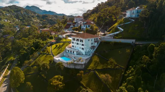 Casa com 5 Quartos à venda, 430m² no Quitandinha, Petrópolis