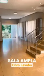 Casa de Condomínio com 3 Quartos para alugar, 300m² no Loteamento Portal do Sol I, Goiânia