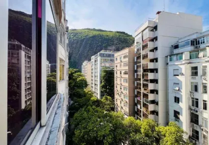 Apartamento com 3 Quartos para alugar, 120m² no Copacabana, Rio de Janeiro