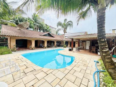 Ponto Comercial com 10 Quartos à venda, 313m² no Lázaro, Ubatuba