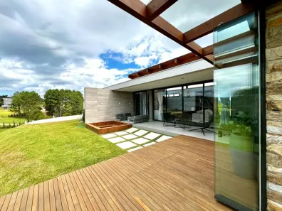 Casa de Condomínio com 3 Quartos à venda, 290m² no Queimada Grande, Rancho Queimado