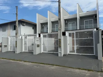 Sobrado com 2 Quartos à venda, 110m² no Guanabara, Joinville