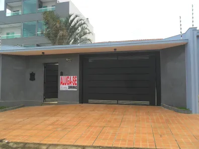 Casa com 3 Quartos para alugar, 219m² no São Carlos, Anápolis