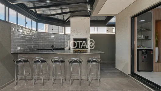 Sobrado com 4 Quartos à venda, 142m² no Uberaba, Curitiba