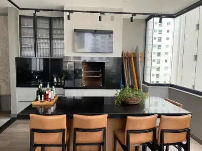 Apartamento com 3 Quartos à venda, 140m² no Meia Praia, Itapema