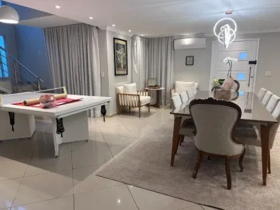 Casa com 3 Quartos à venda, 250m² no Iporanga, Sorocaba