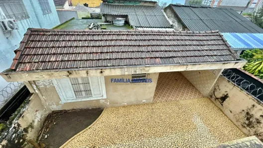 Sobrado com 5 Quartos à venda, 185m² no Vila Valença, São Vicente