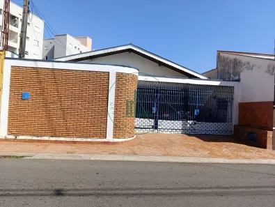 Casa com 3 Quartos à venda, 235m² no Glebas Califórnia, Piracicaba