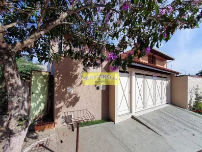 Sobrado com 4 Quartos à venda, 261m² no Jardim Santa Adelaide, Jundiaí