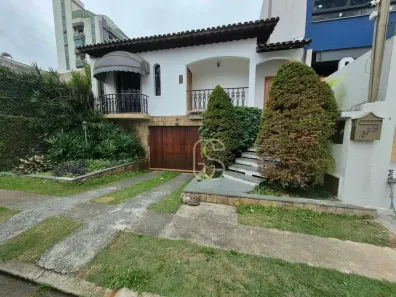 Casa com 3 Quartos à venda, 220m² no Cidade Maia, Guarulhos