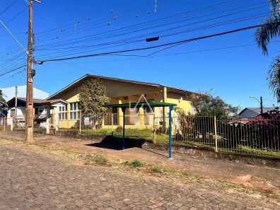 Casa com 3 Quartos à venda, 218m² no Lucas Araújo, Passo Fundo