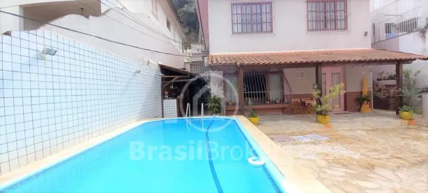 Casa com 5 Quartos à venda, 363m² no Grajaú, Rio de Janeiro