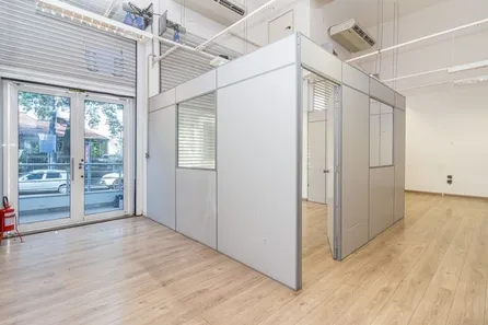 Ponto Comercial para alugar, 290m² no Petrópolis, Porto Alegre