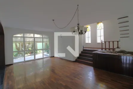 Casa com 3 Quartos à venda, 309m² no Jardim Prudência, São Paulo