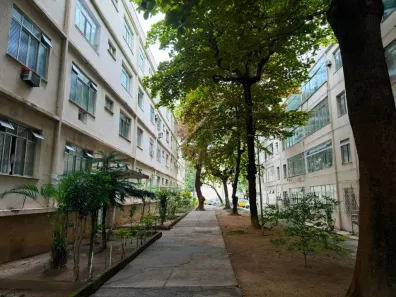 Apartamento com 2 Quartos para alugar, 75m² no Praça Seca, Rio de Janeiro